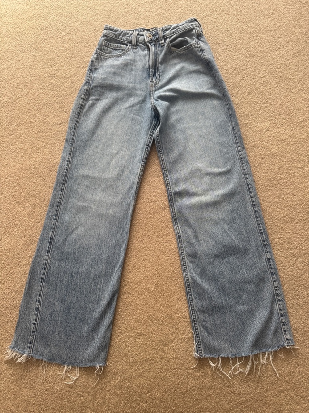 Hollister Light Blue Wide-Leg High-Rise Jeans with Frayed Hem